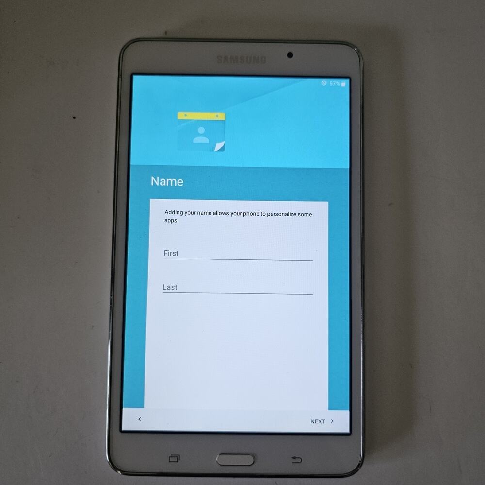 Samsung Galaxy Tab 4 SM-T535N 16GB, Wi-Fi + 4G (Unlocked), 7"‎ - White